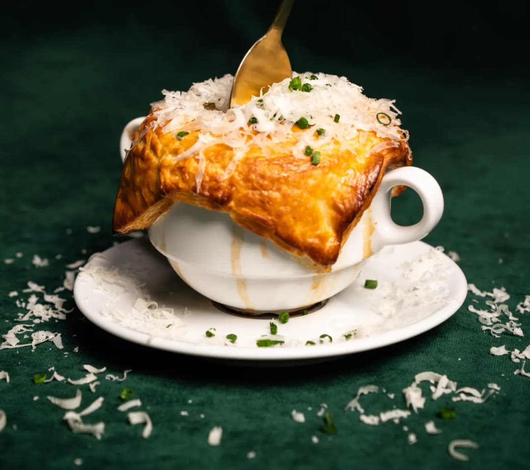 Najlepsze miejsca, gdzie zjeść w Żyrardowie – odkryj smaki regionu