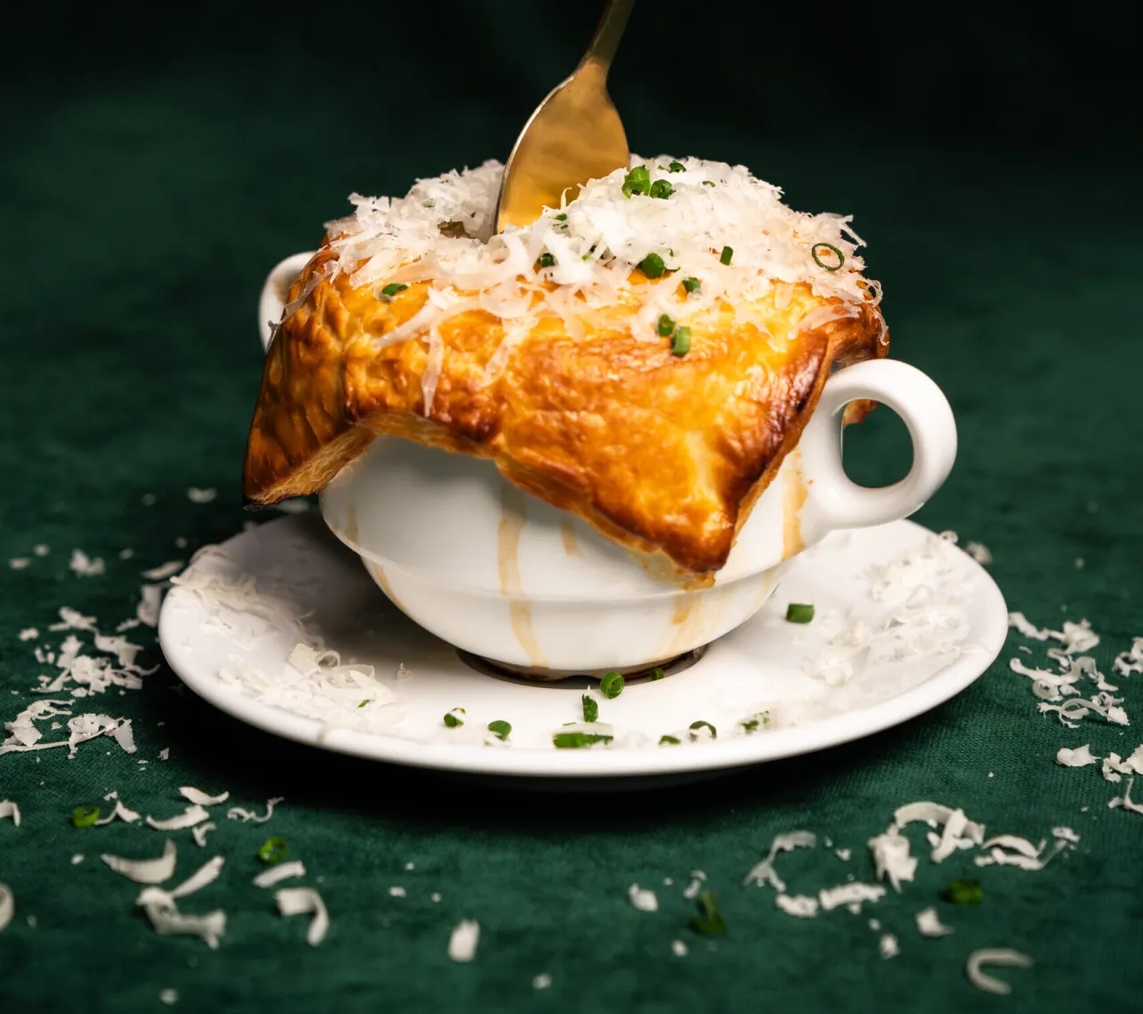 Najlepsze miejsca, gdzie zjeść w Żyrardowie – odkryj smaki regionu