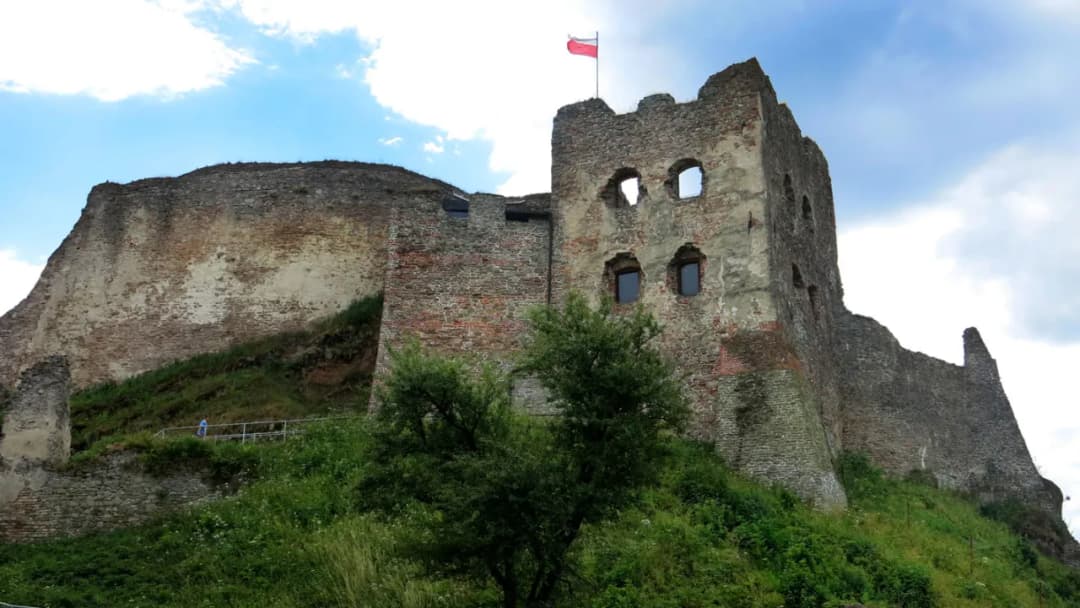 Ruiny zamku w Czorsztynie – odkryj fascynującą historię i legendy