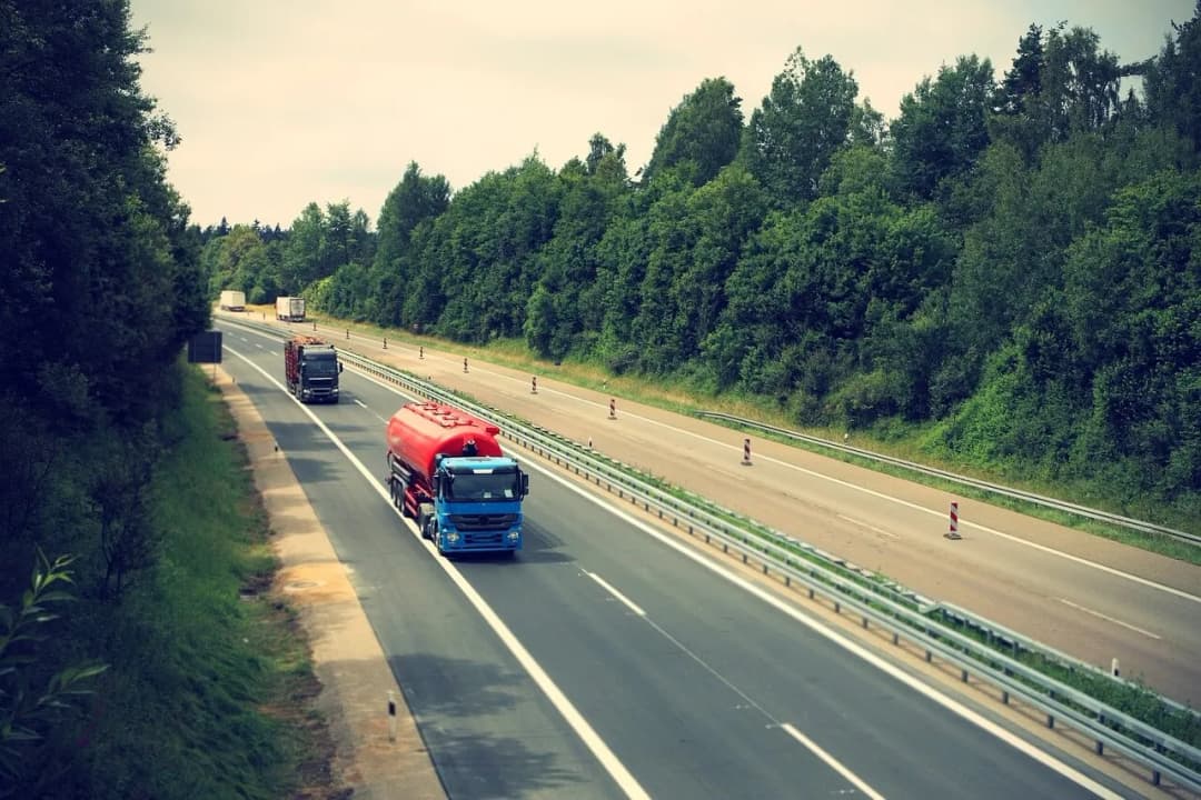 Gdzie darmowe autostrady w Polsce? Sprawdź, gdzie unikniesz opłat